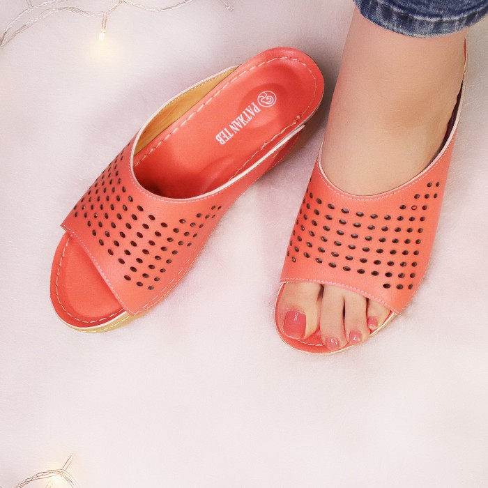 دمپایی زنانه خارپاشنه پاتکان مدل 77-102